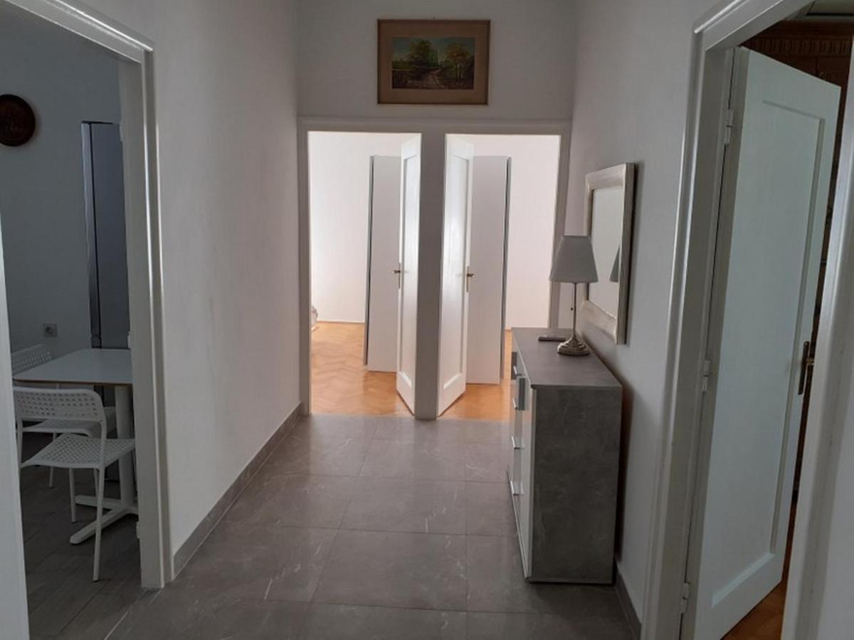 Apartment Dusan Malinska Bagian luar foto